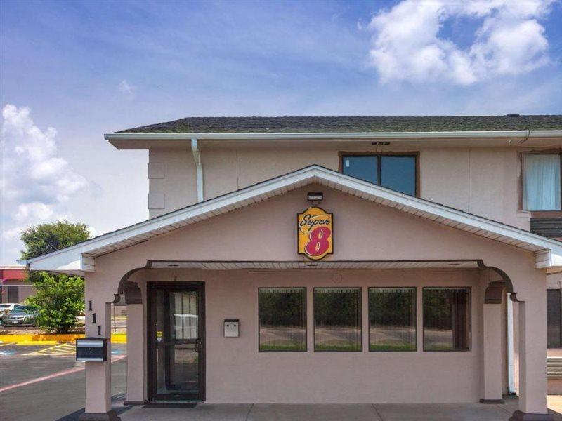 Super 8 By Wyndham Sherman Exterior photo
